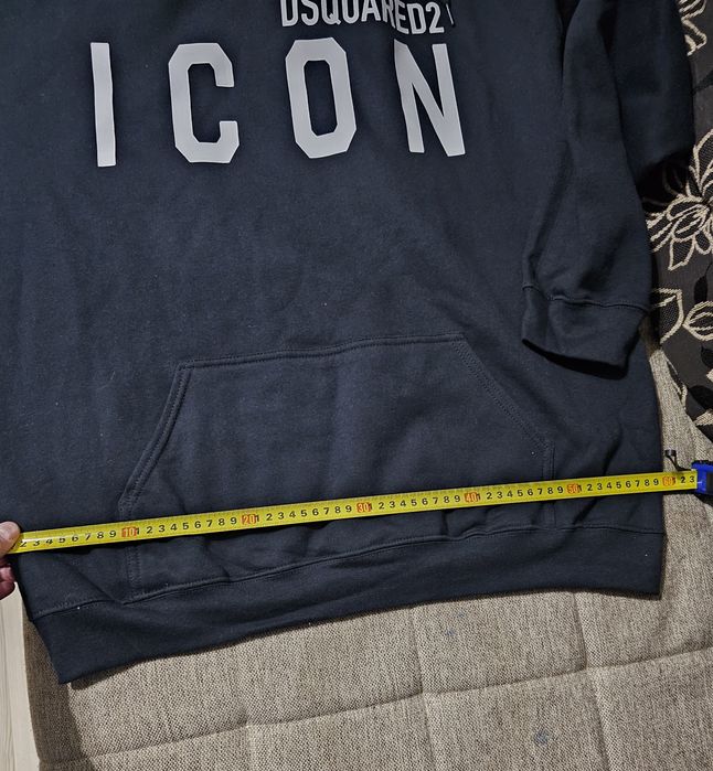 Vând hanorac cu glugă Dsquared2, nou,