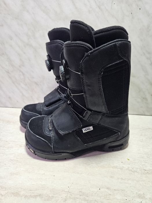 Boots 104 buti placa snowboard Vans Boa   mărimea 38  (24   cm) .