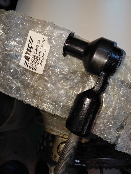 Audi a4 b5 кормилен накрайник