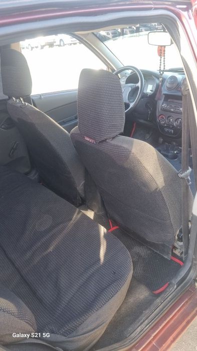 Lada grand avtomobili sotiladi