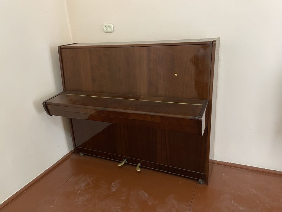 Pianino holati yangi 300$
