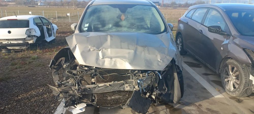 Dezmembram Ford C-Max II 1.5 TDCi XWDD