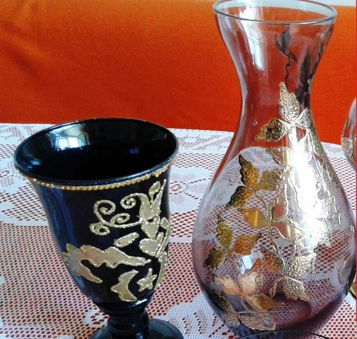 Ваза от калиево стъкло. Бохемско стъкло. Купа стъклена. Шише