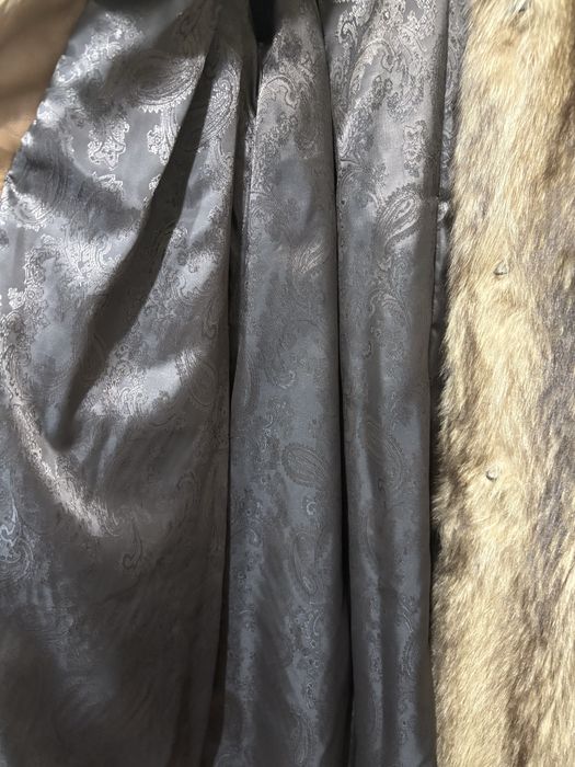 Продам шубу натуральную