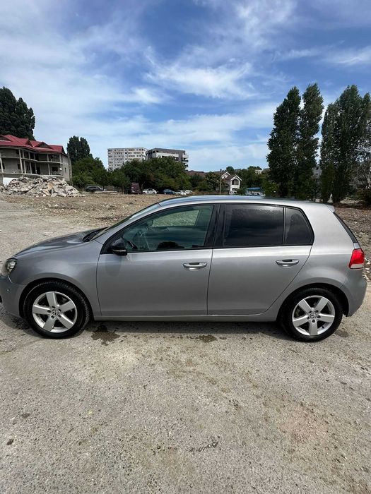 VOLKSWAGEN Golf 2011 — imagine 2