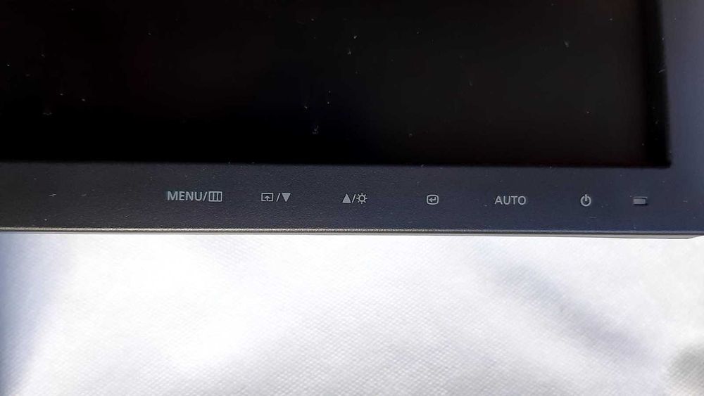 Monitor LCD Samsung SyncMaster 2243NW, desktop,22 inch,5 ms,wide black