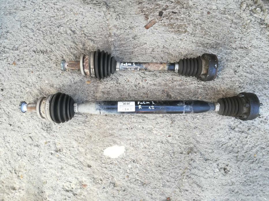 Polo Ibiza Fabia 2 Поло Ибиза Фабиа полуоски полуоска шенкели шенкел