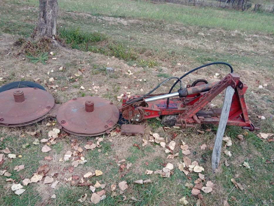 Vând coasa după tractor rotativa