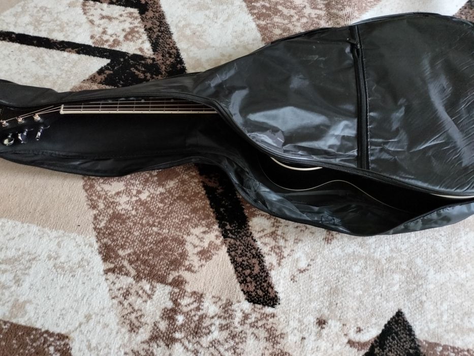 Гитара   40000тг