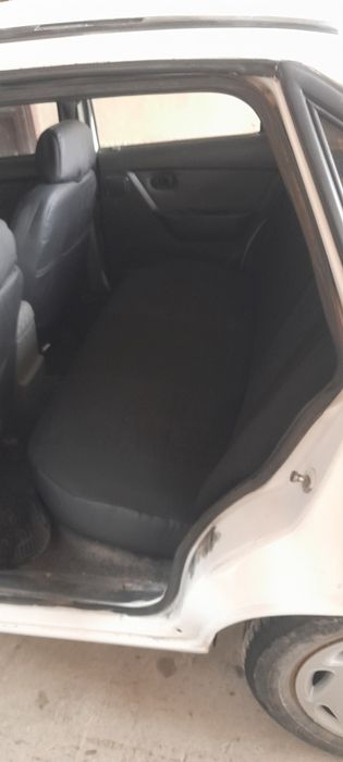 Продаётся машина нексия 1