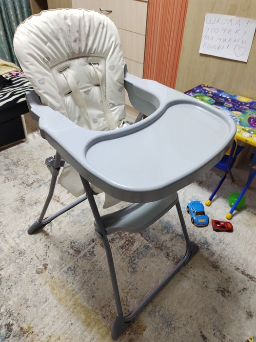 Стул для кормления