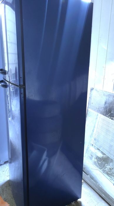 Холодильник продам