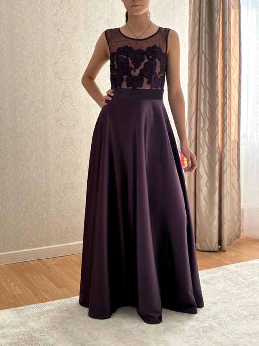 Платье вечернее продам