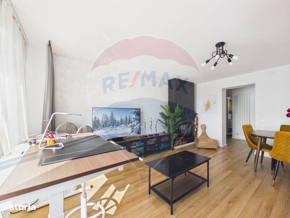 Apartament cu 3 camere de vanzare, Zona Unirii