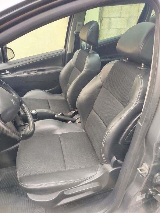 Peugeot 207 1.6i SW OUTDOOR PANORAMA