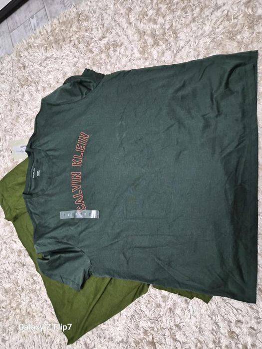 Vind Tricou Calvin Klein xxl