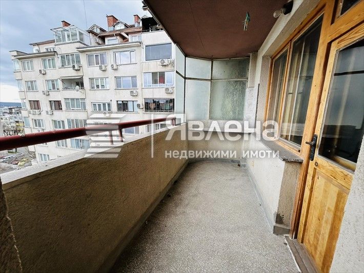 Продава се Тристаен апартамент в Варна, Окръжна болница - 110 кв.м за 1682 €/кв.м - Снимка #11