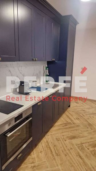 Дава се под наем Тристаен апартамент в Бургас, Сарафово - 125 кв.м за 1275 € - Снимка #3