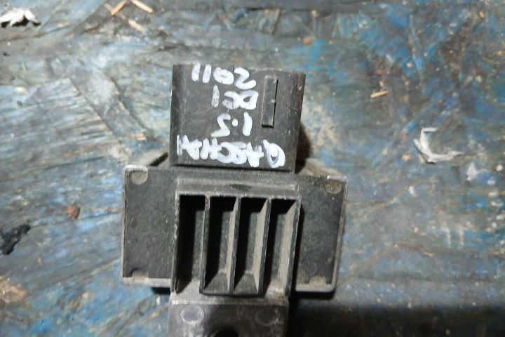 Releu bujii incandescente 8200859243 8200859243 Nissan Qashqai prima