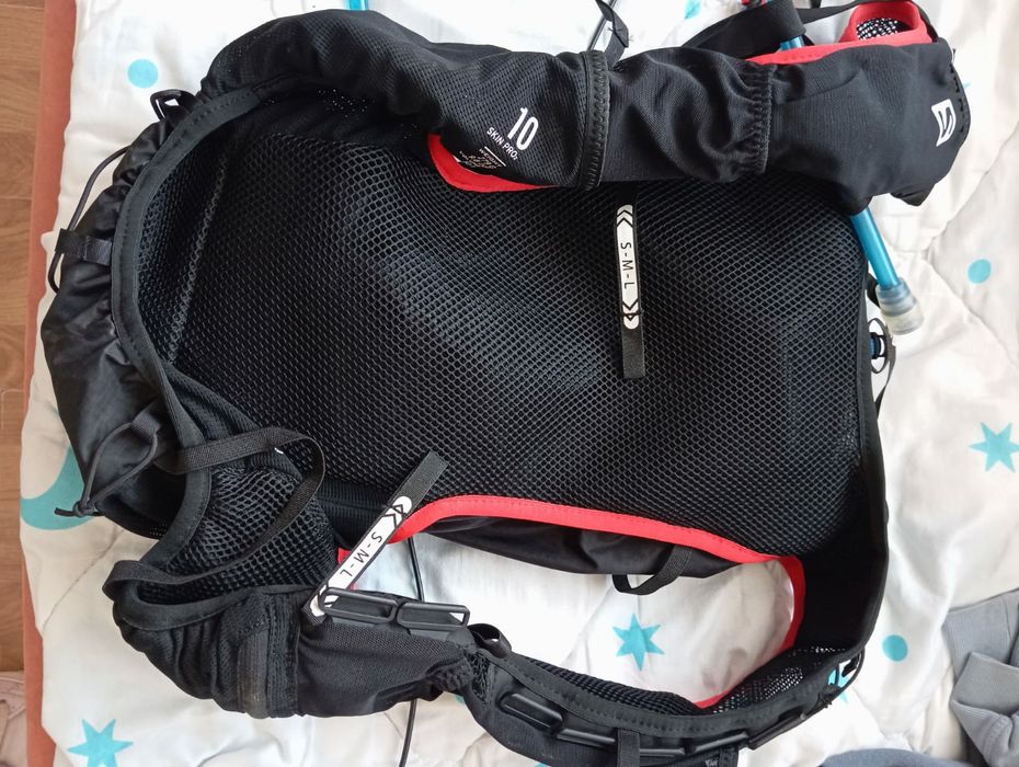 Rucsac Solomon Skin pro 10 pt mers pe bicicleta