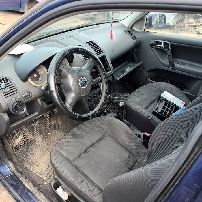 Dezmembrari  VW POLO (6N2)  1999  > 2001 1.4 Benzina