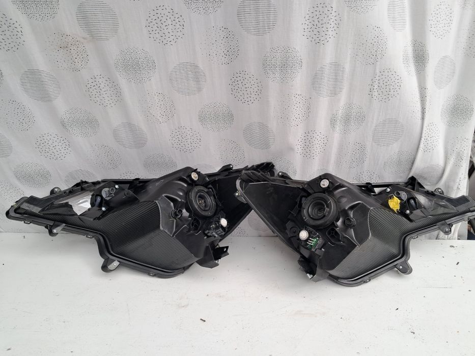 Фар Mitsubishi Spaсe star