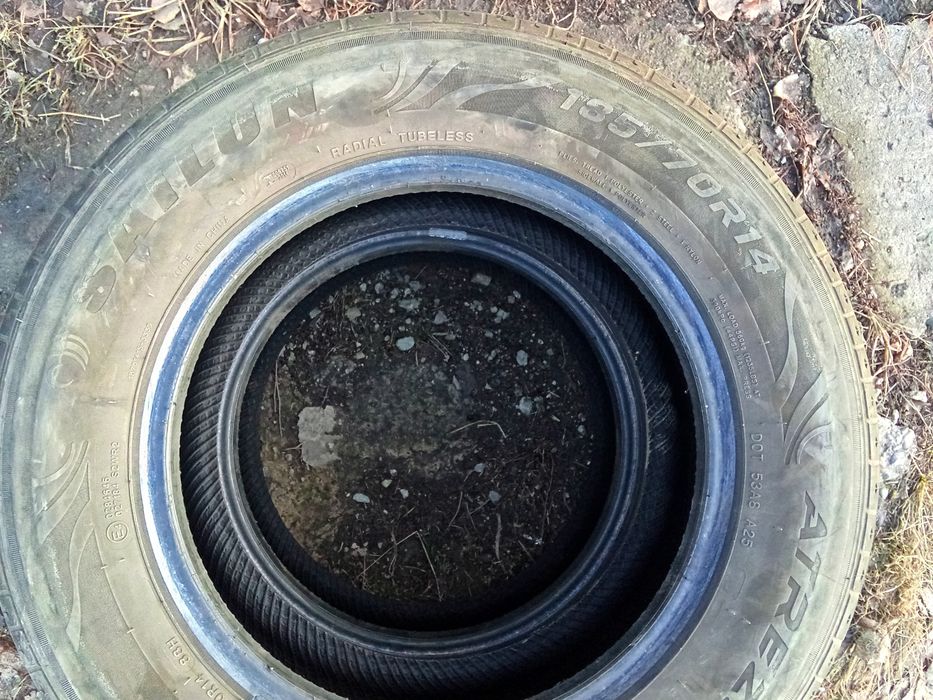 Продам б/у резину