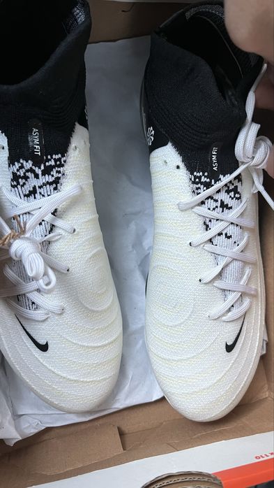 Бутонки Nike Phantom Luna