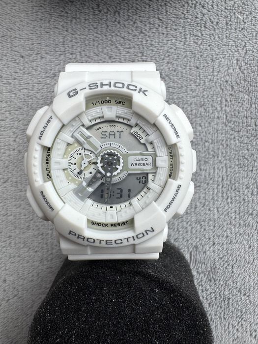 Ceas G-Shock Alb