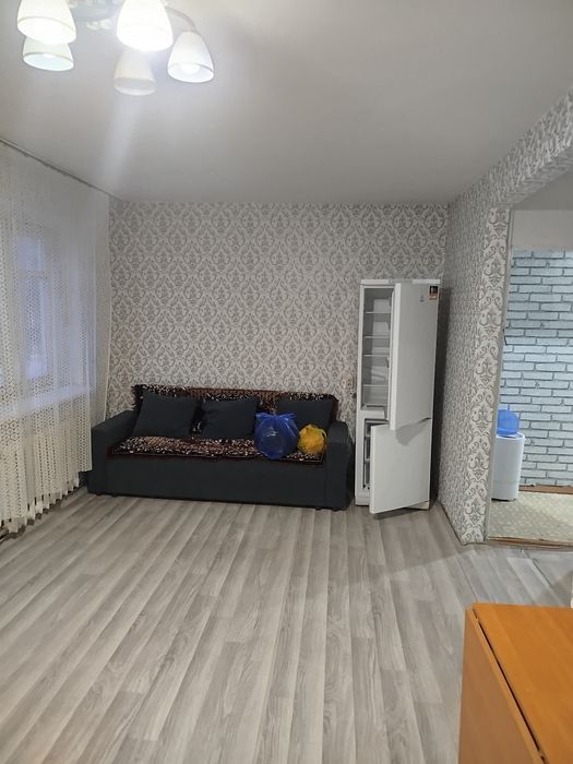 Сдам квартиру на 14 микрораион с мебелью