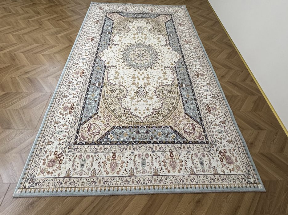 Продам иранский ковер 3х2.