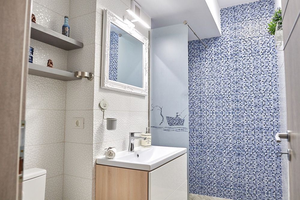 Direct proprietar închiriez apartament 2 camere – centru  Mamaia, zona Butoaie