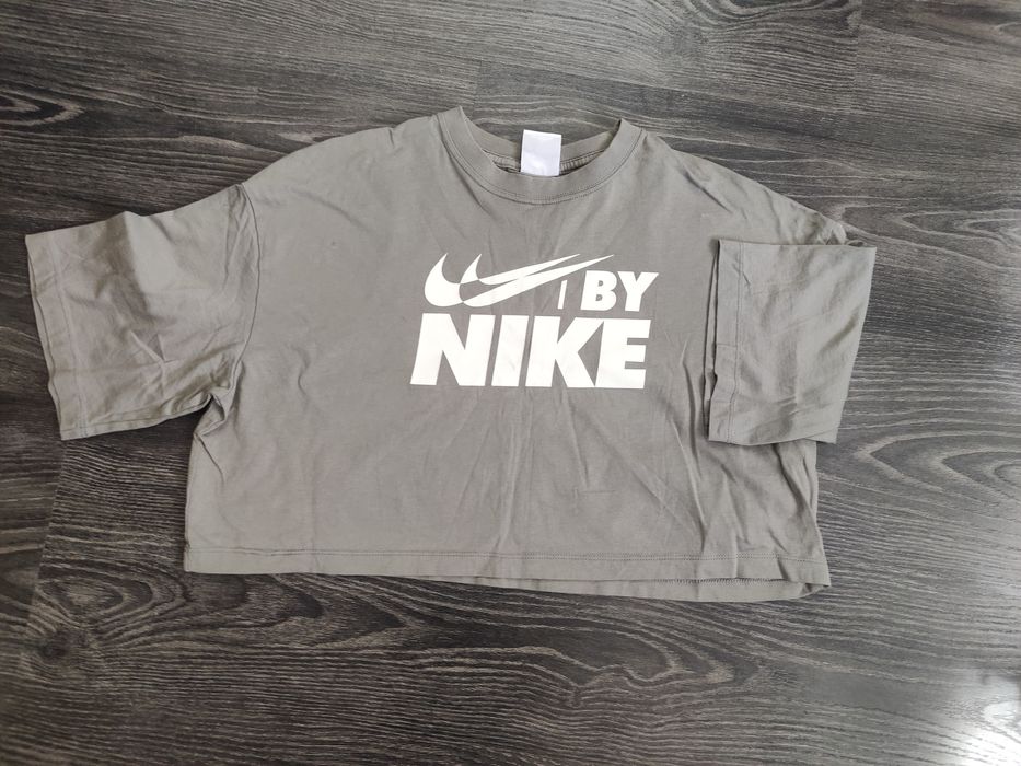 Къса тениска Nike