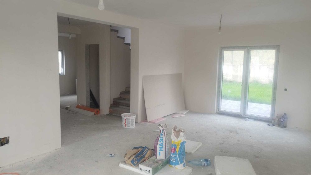 Casă individuală de vânzare Chinteni, str. Nucului (în spate la Profi)