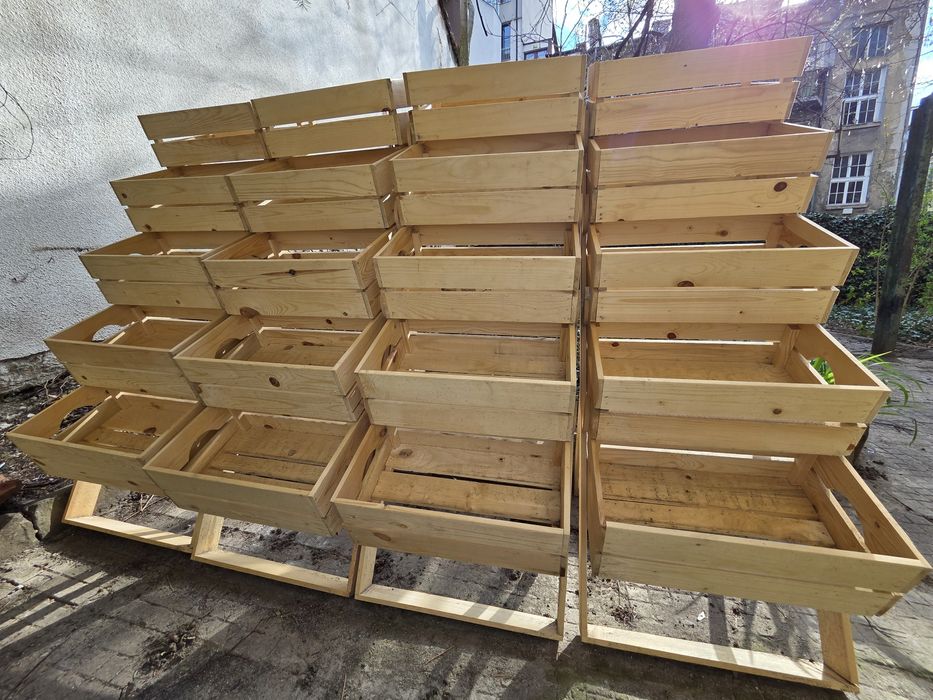 дървен стелаж за плодове и зеленчуци с 5 касетки