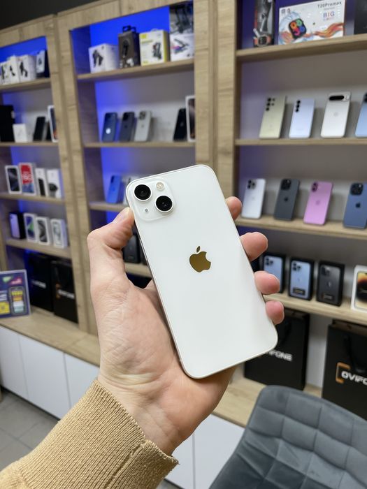 Apple iPhone 13, Starlight, 128 GB, Foarte Bun