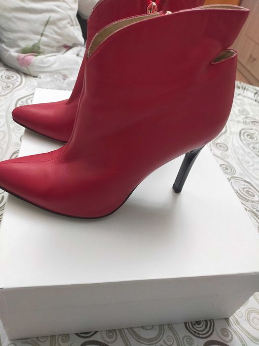 Продам  полусапожки кожаные