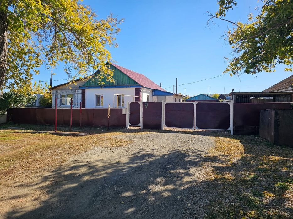 Продам дом,  п. Октябрьский