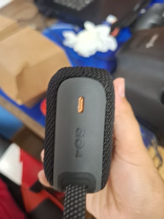 Se vand boxe jbl Go 4