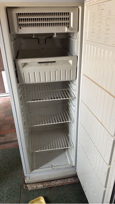 морозильник большой