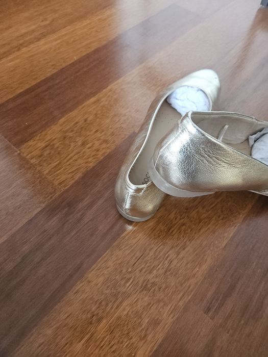 Balerini din piele