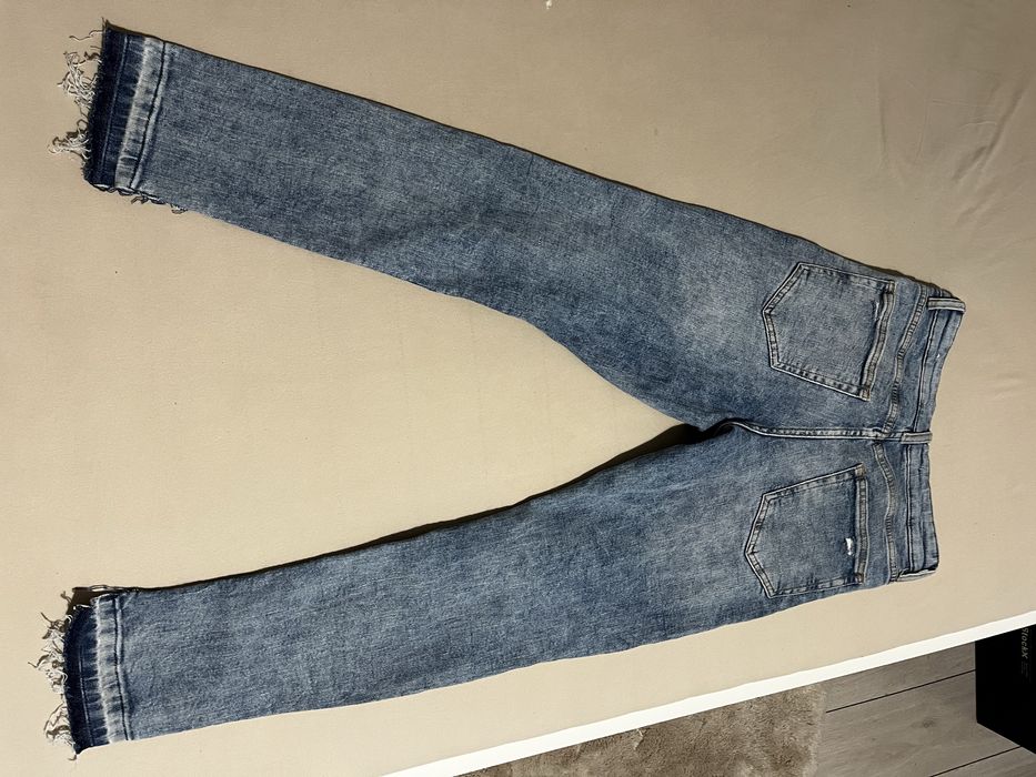 Blugi slim fit berskha