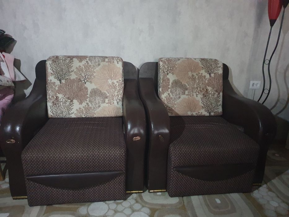 Диван и 2 кресла