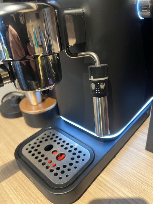 WMF кафемашина LUMERO DEEP BLACK