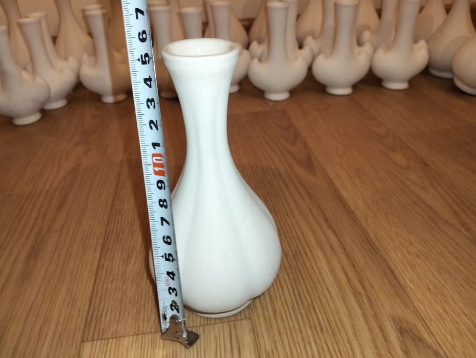 Кувшины глиняные