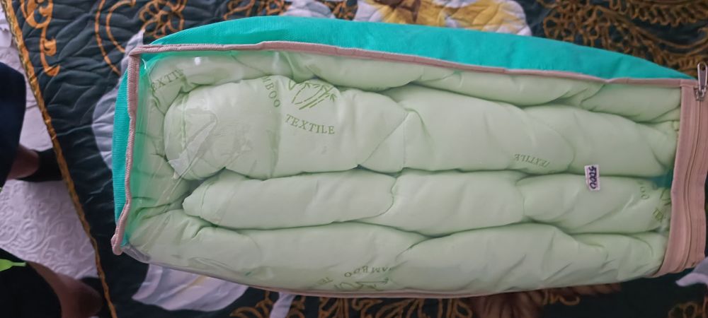 Продам очень мягкое одеяло из микрофибры