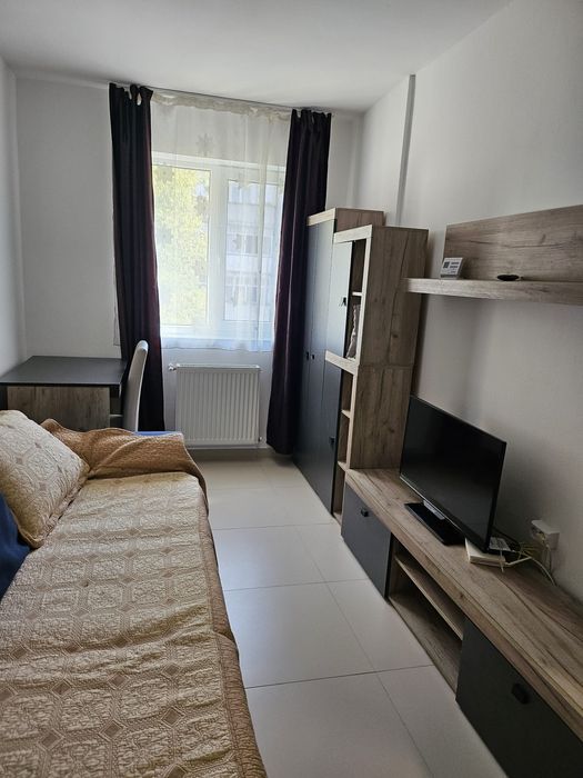 Inchiriez garsoniera central