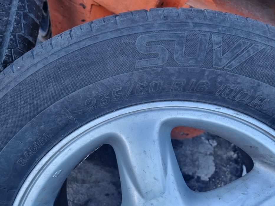 Резервна джанта с гума за Toyota Rav 4 235/60/16