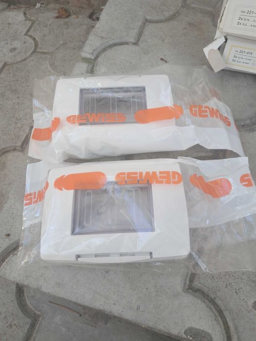 Vând aparataj electric Gewiss Corus