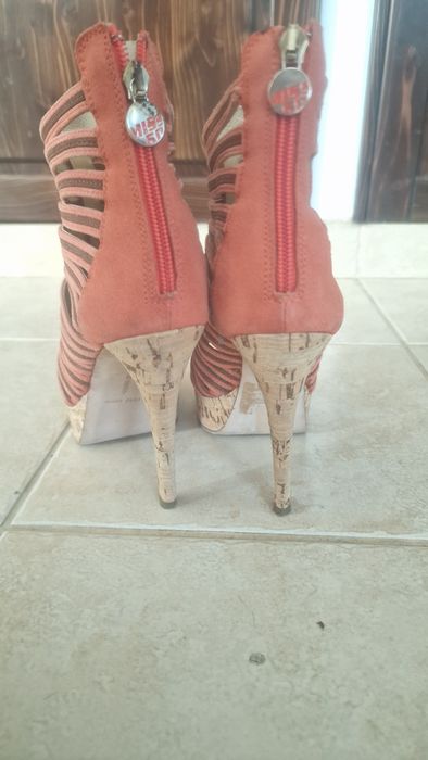 Sandale cu toc, mis ssixty